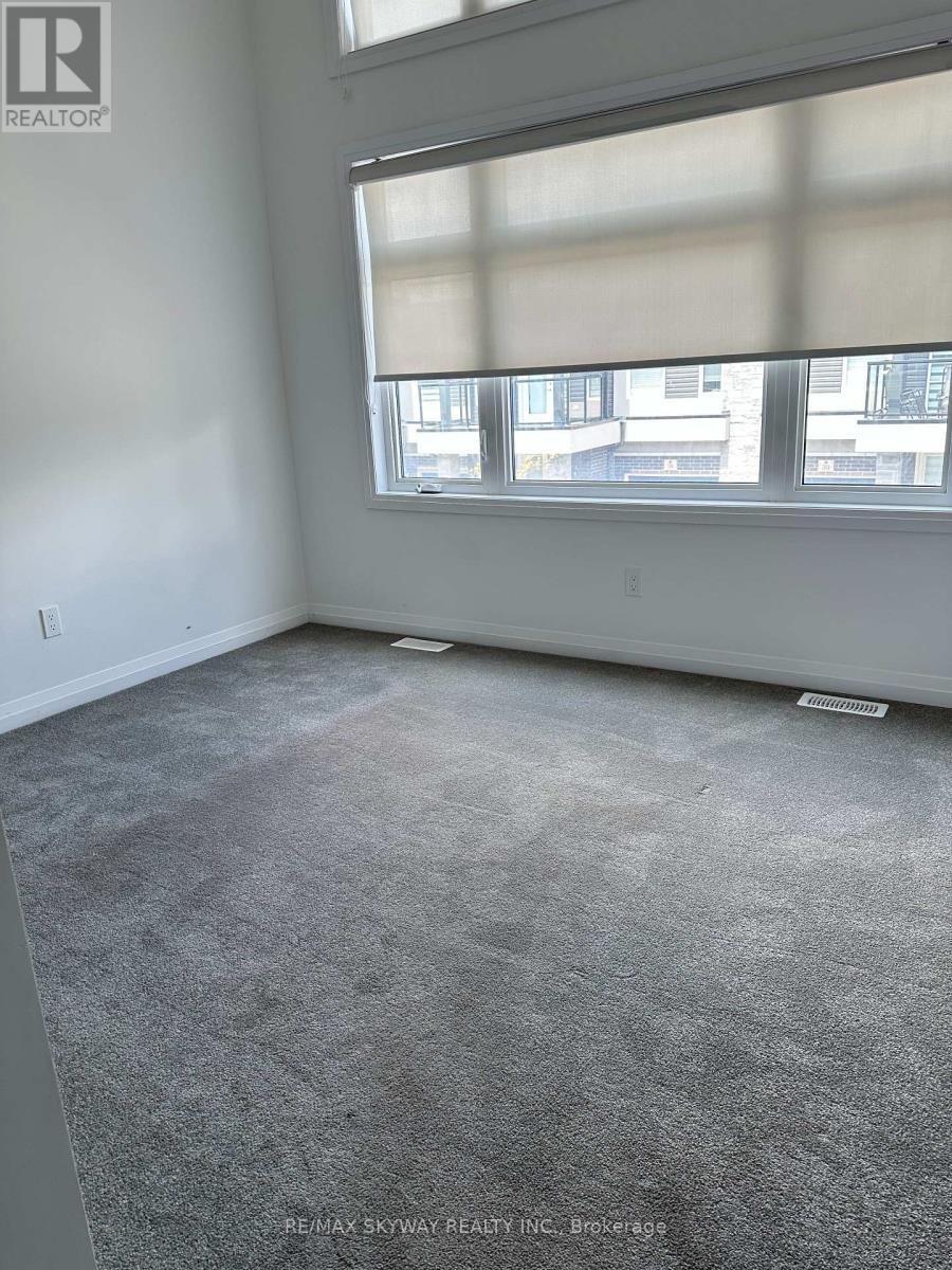 54 - 5672 Dorchester Road, Niagara Falls, Ontario  L2G 4Y8 - Photo 5 - X13135306