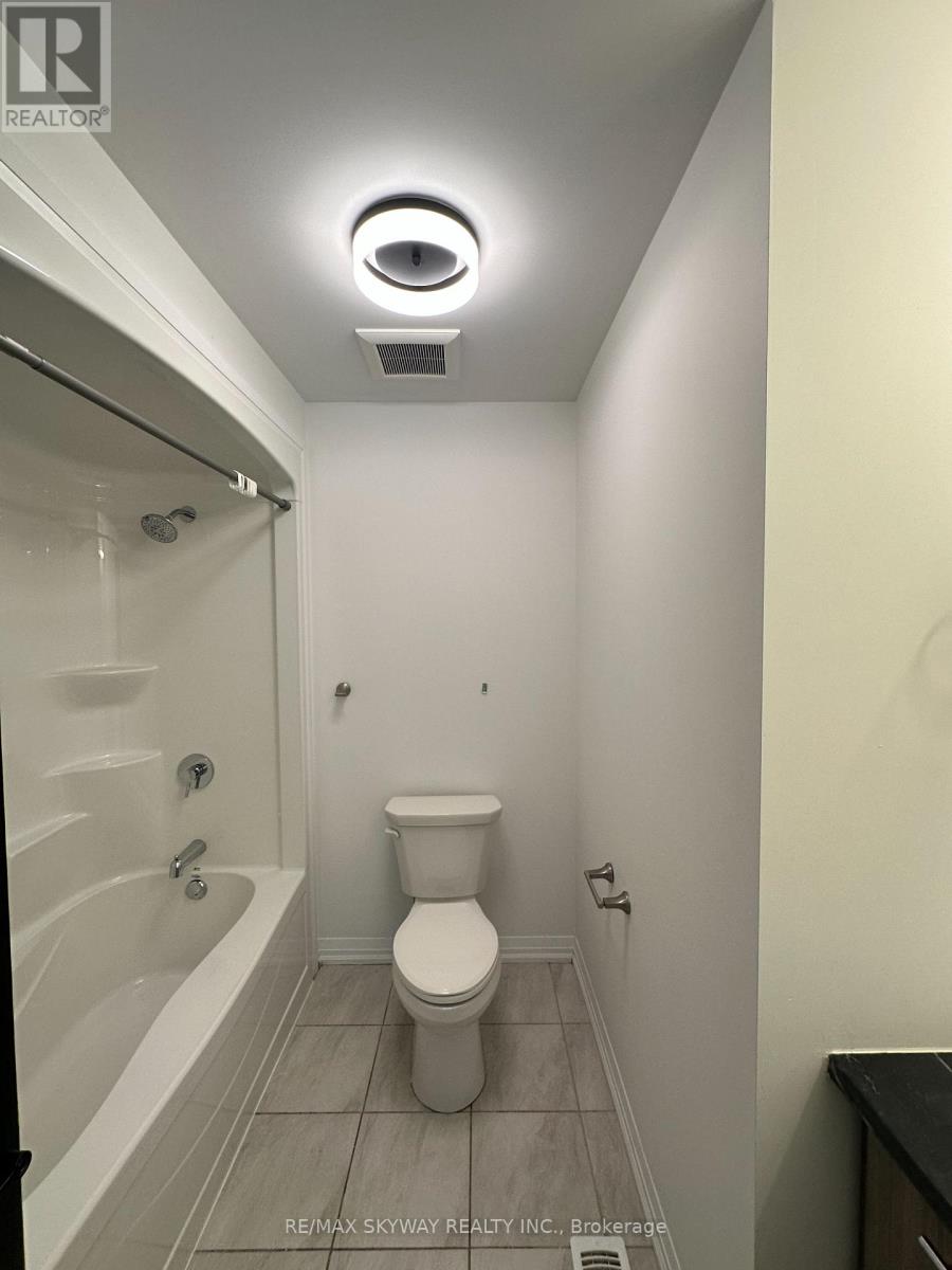 54 - 5672 Dorchester Road, Niagara Falls, Ontario  L2G 4Y8 - Photo 6 - X13135306