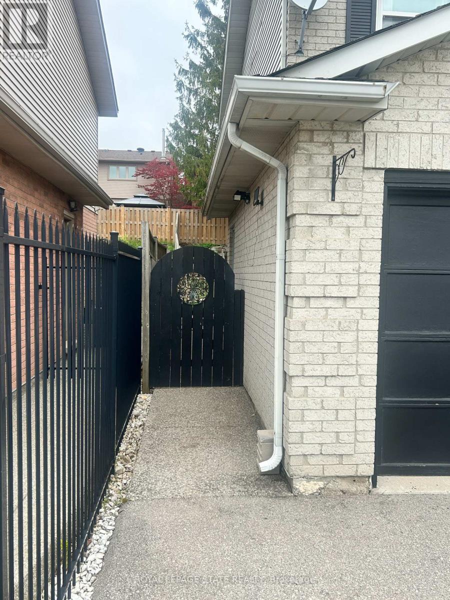 46 Novoco Drive, Hamilton, Ontario  L9C 7E8 - Photo 45 - X13135352