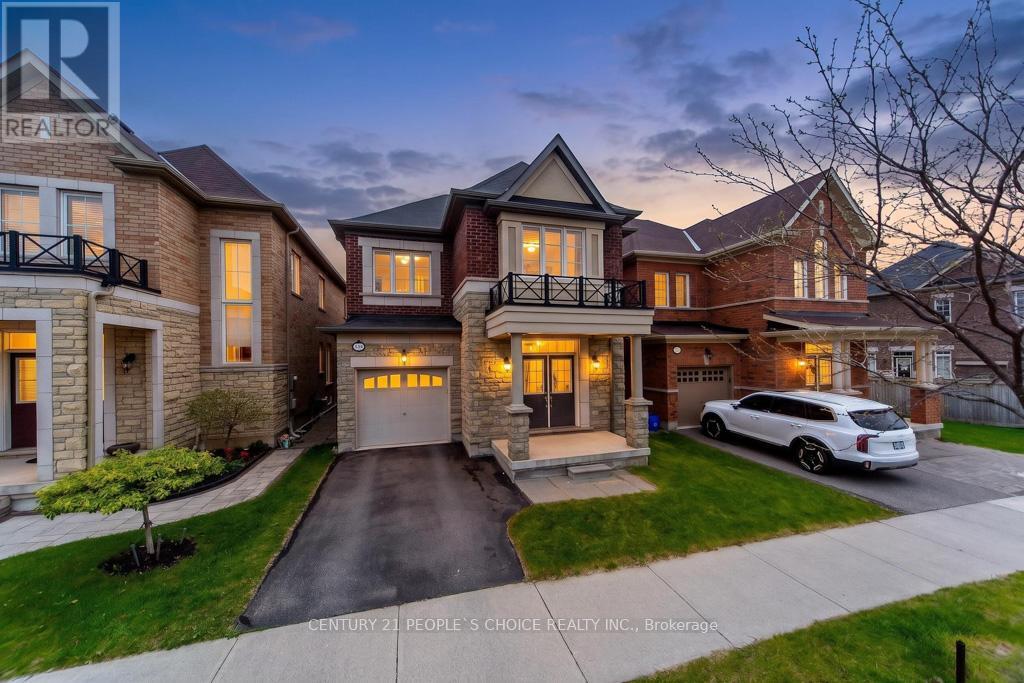 374 BEGONIA GARDENS, Oakville, Ontario