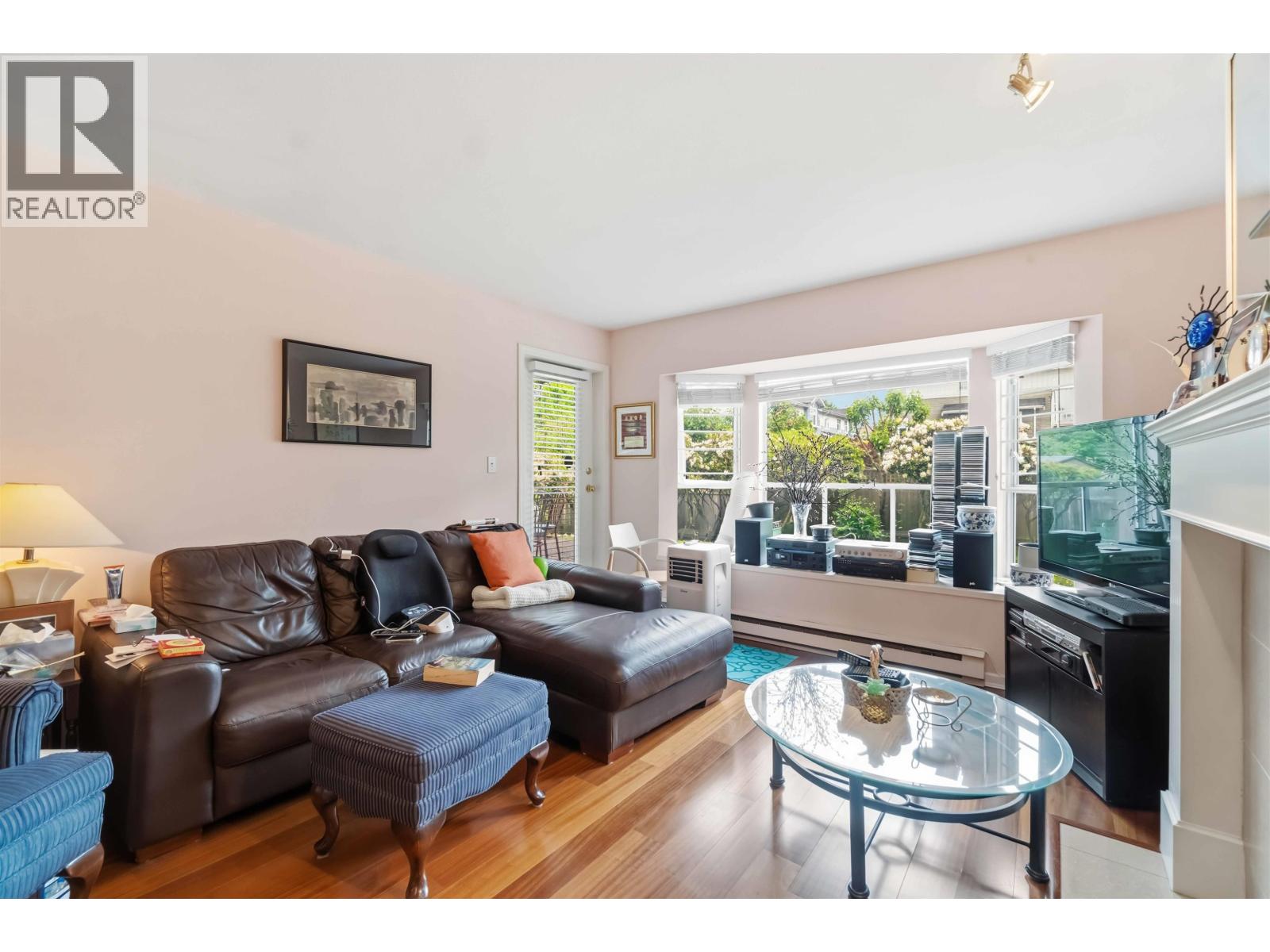 106 5568 Barker Avenue, Burnaby, British Columbia  V5H 2N9 - Photo 8 - R3124232