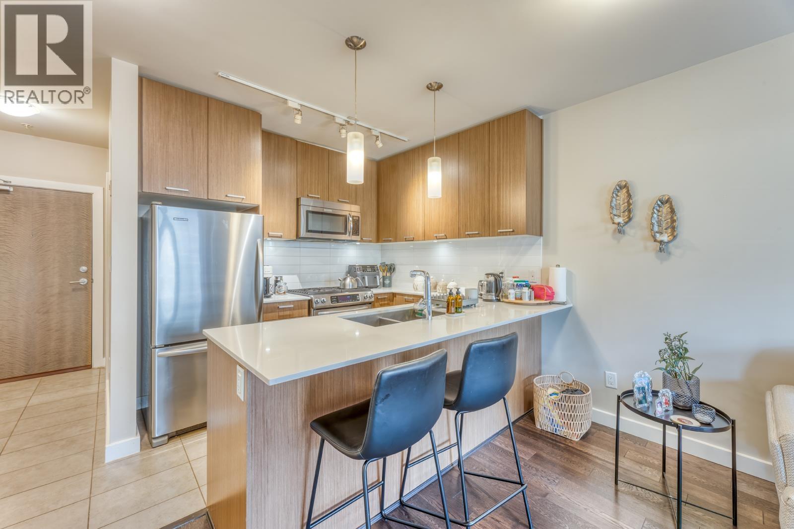 302 1182 W 16th Street, North Vancouver, British Columbia  V7P 0B3 - Photo 7 - R3124250