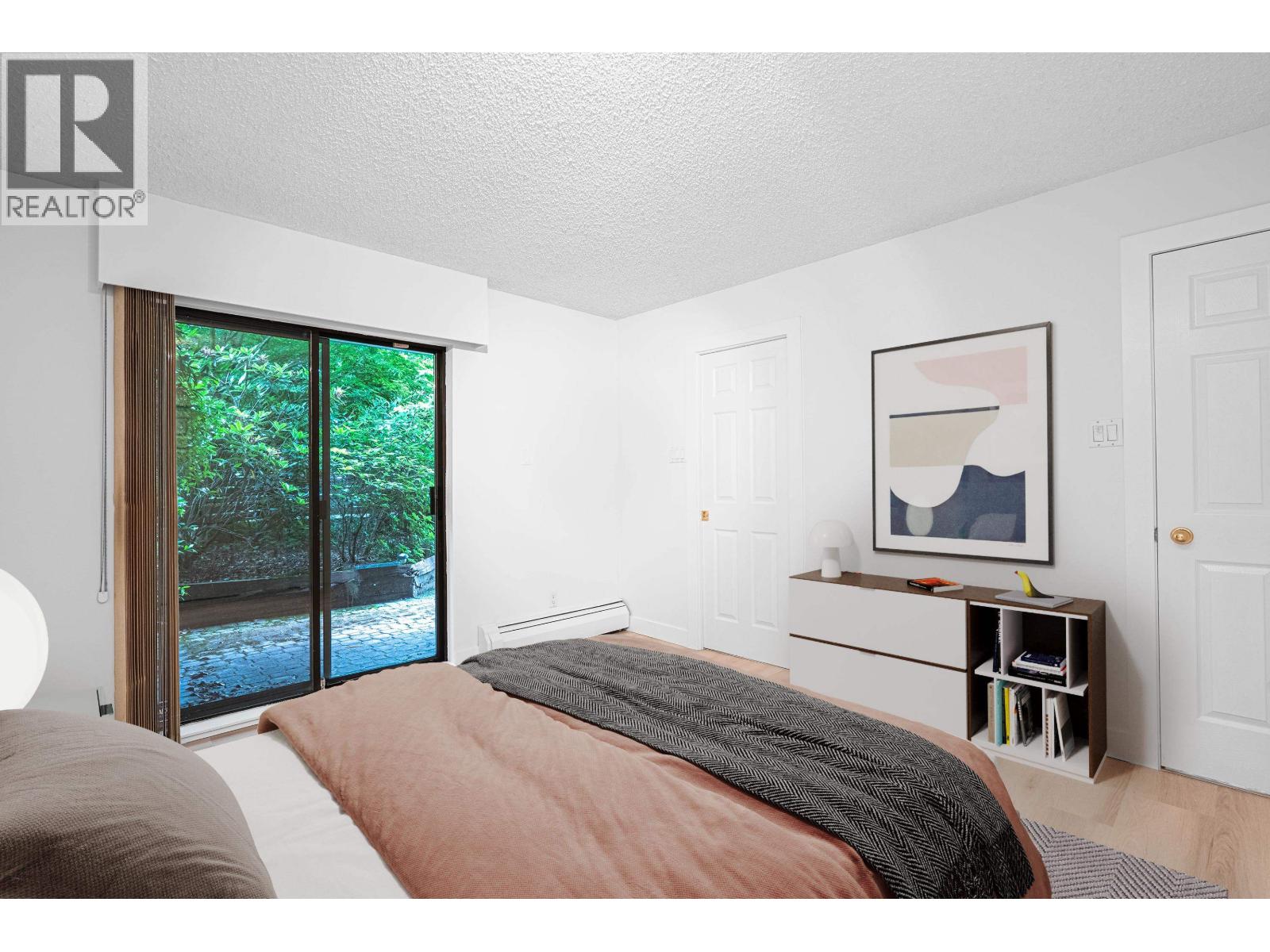 102 747 17th Street, West Vancouver, British Columbia  V7V 3T4 - Photo 5 - R3124225