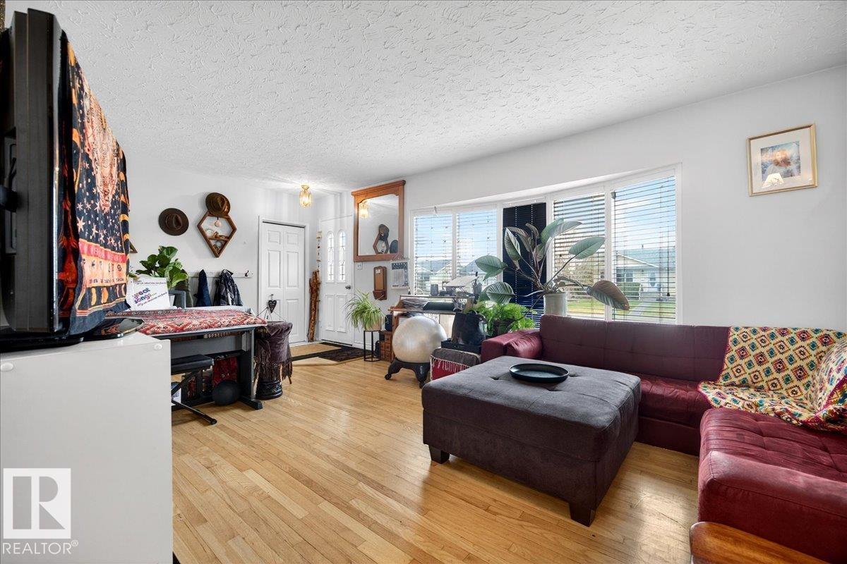 4212 105 Av Nw, Edmonton, Alberta  T6A 0Z9 - Photo 6 - E4488072
