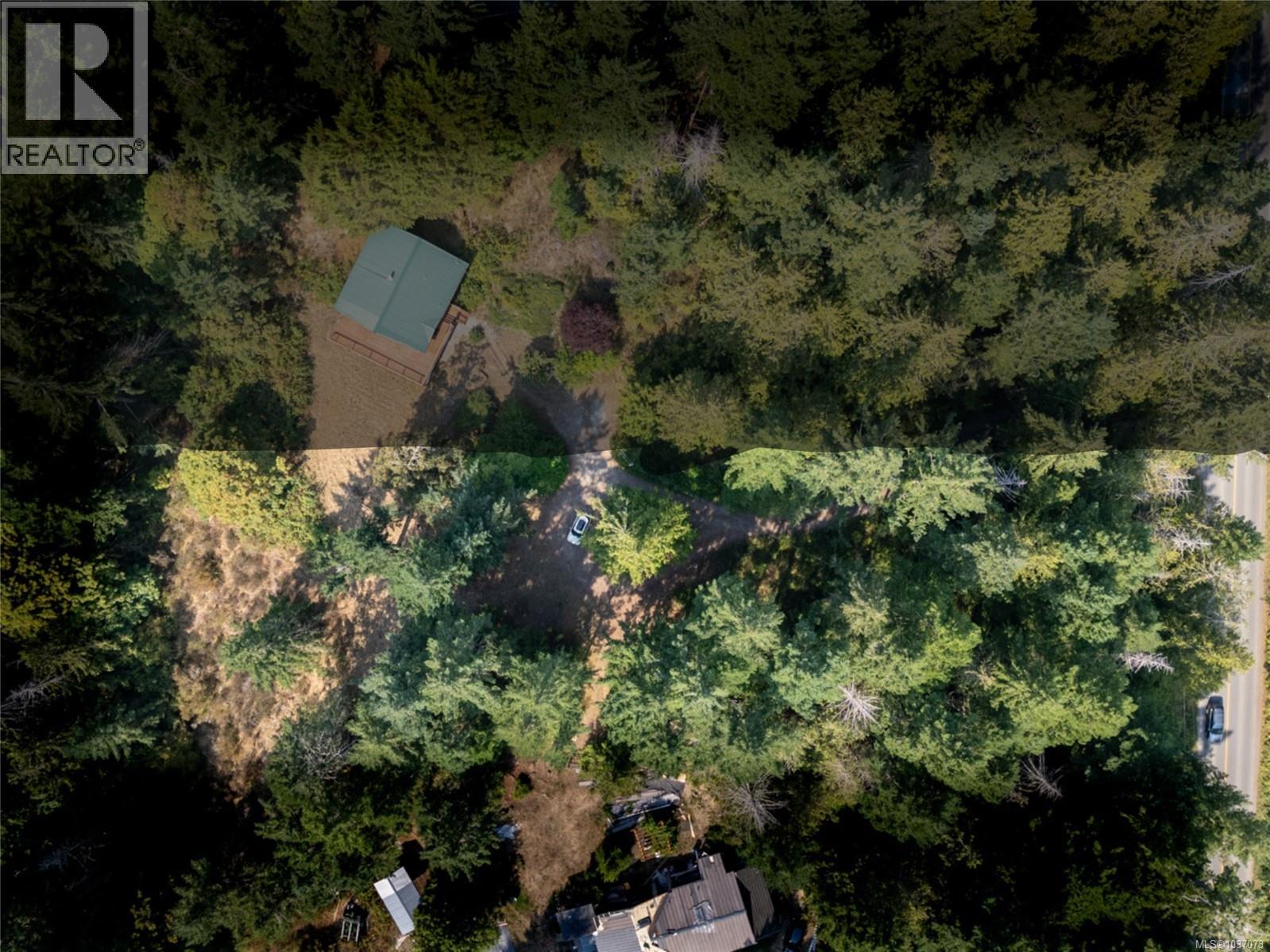 4535 Bedwell Harbour Rd, Pender Island, British Columbia V0N 2M1 - Photo 3 - 1037073