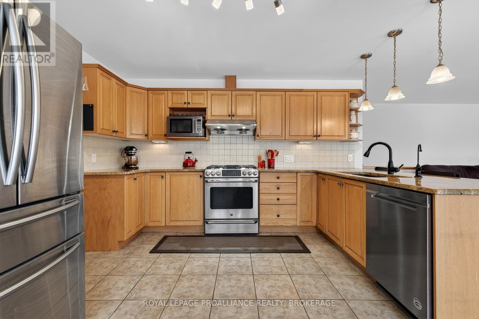 1360 Perradice Drive, Kingston, Ontario  K7L 5H6 - Photo 12 - X12914102
