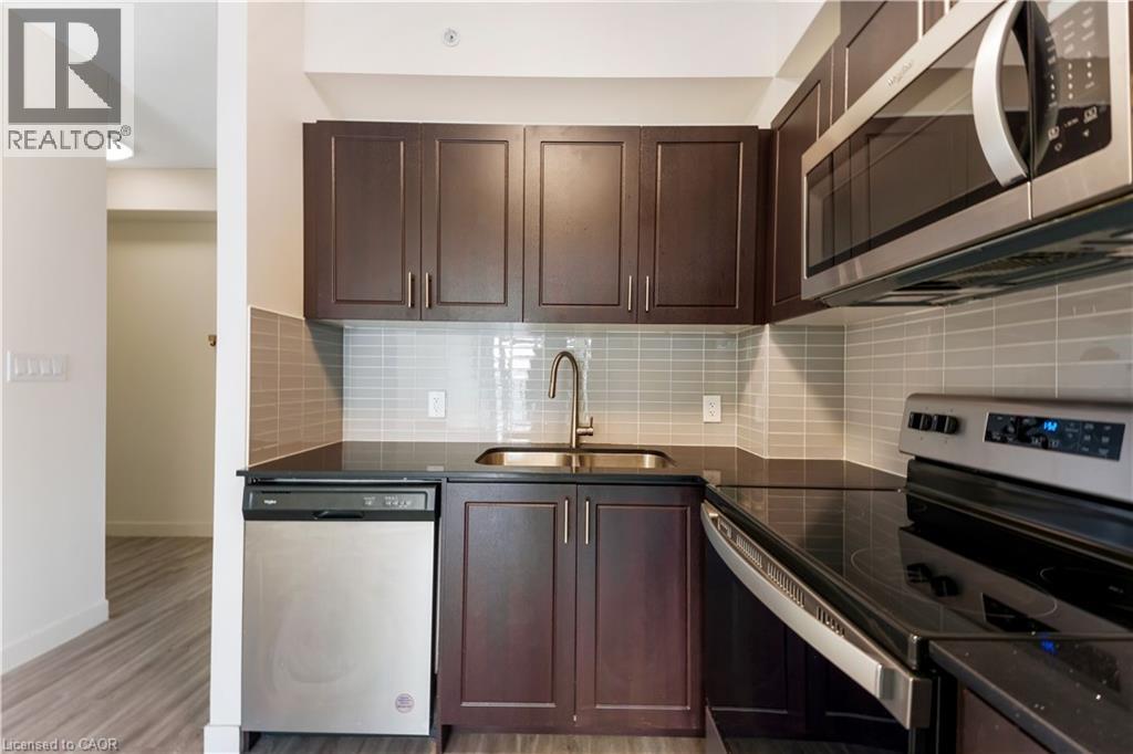 128 N King Street N Unit# 904, Waterloo, Ontario  N2J 0E9 - Photo 8 - 40830545