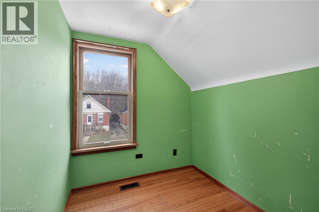 123 Elizabeth Street, Guelph, Ontario  N1E 2X4 - Photo 19 - 40830244