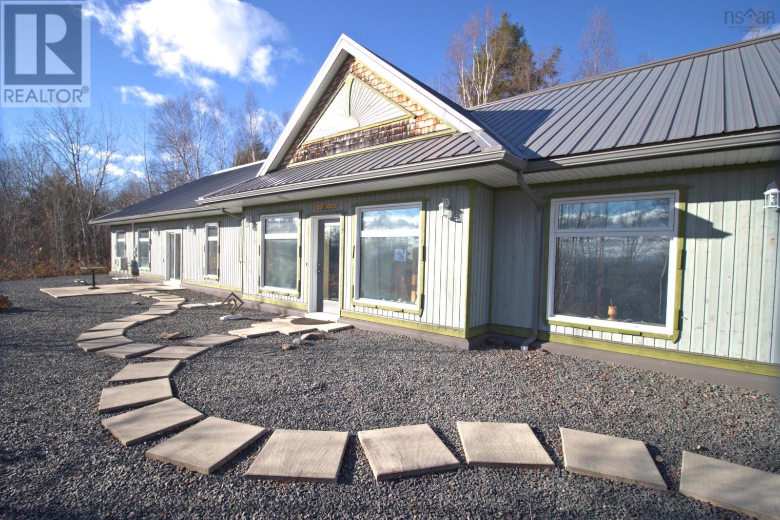 516 Burgess Mountain Road, Woodville, Nova Scotia  B0P 1G0 - Photo 4 - 202528486