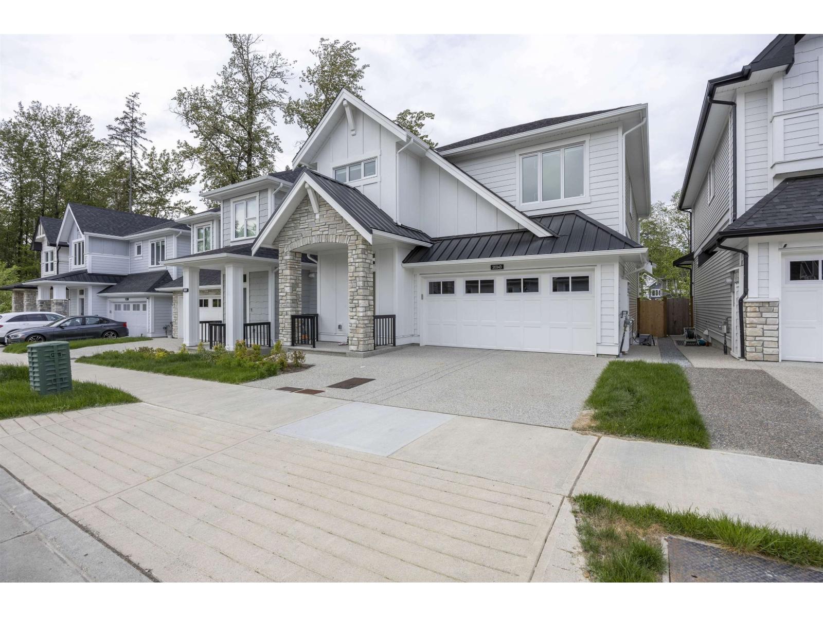 20343 76B AVENUE, Langley, British Columbia