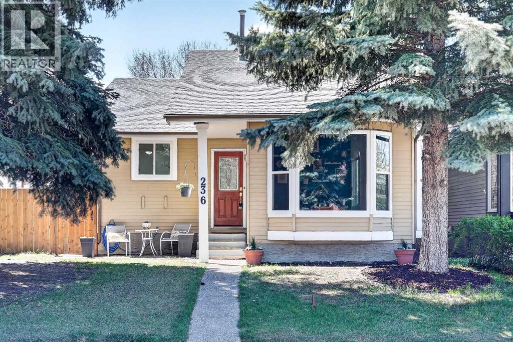 236 Mckerrell Way SE, Calgary, Alberta