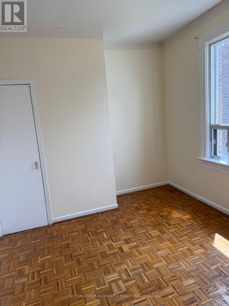 491 Roxton Road, Toronto, Ontario  M6G 3R5 - Photo 25 - C12945722