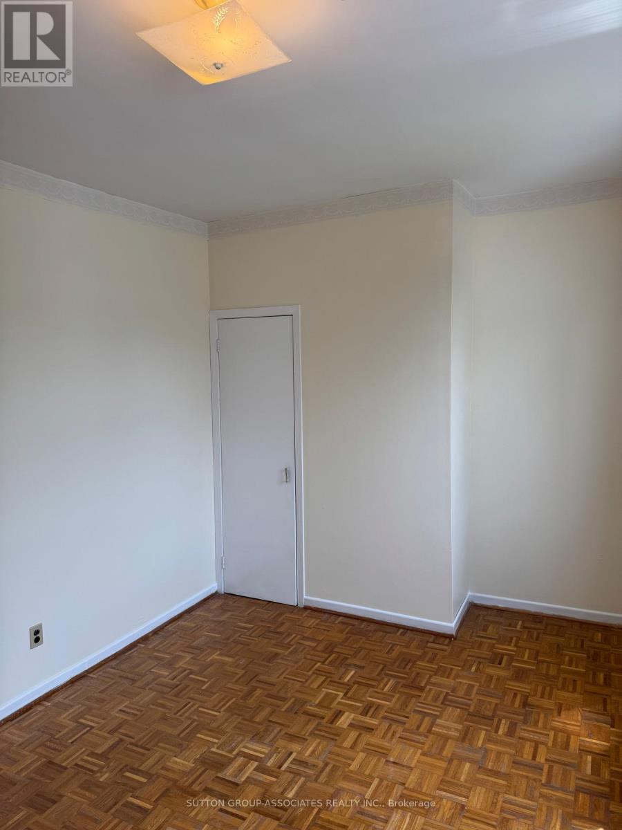 491 Roxton Road, Toronto, Ontario  M6G 3R5 - Photo 27 - C12945722