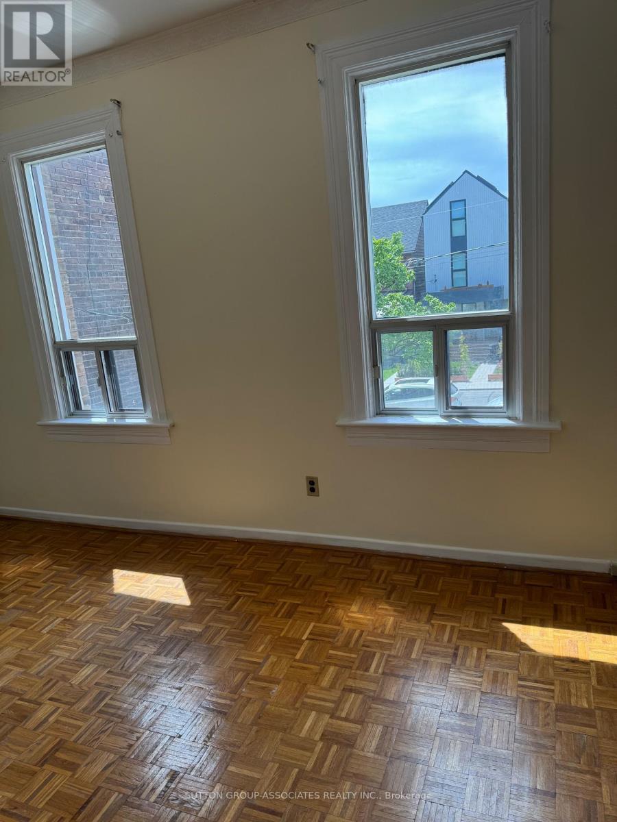 491 Roxton Road, Toronto, Ontario  M6G 3R5 - Photo 24 - C12945722
