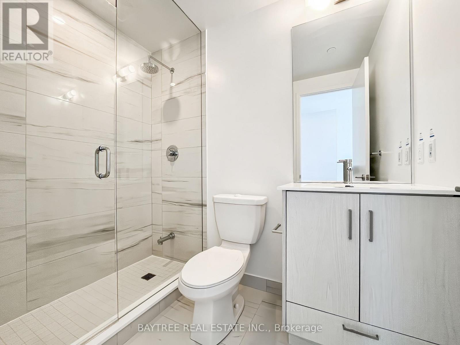 3506 - 180 Front Street E, Toronto, Ontario  M5A 0A9 - Photo 10 - C13097292