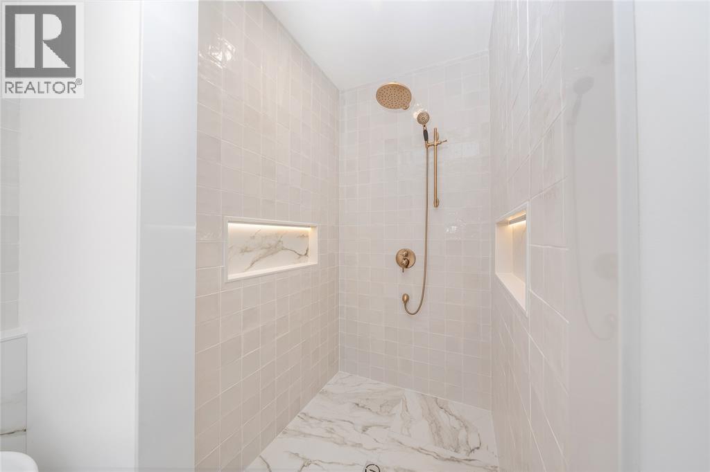3503 Paul Crescent, Plympton-Wyoming photo 17