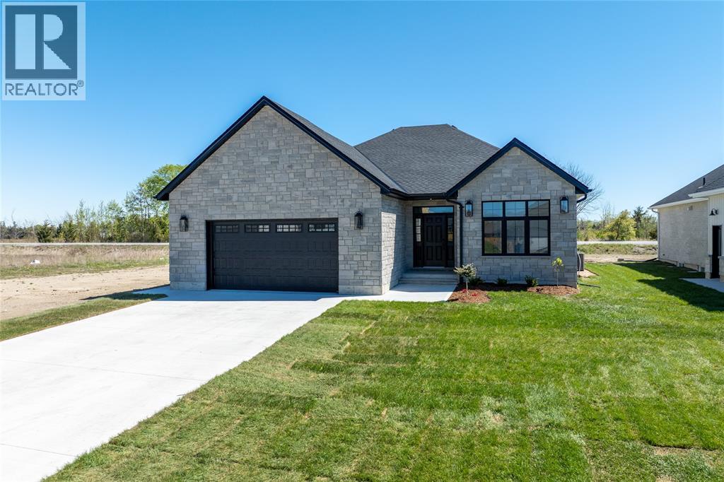 3503 Paul Crescent, Plympton-Wyoming photo 35