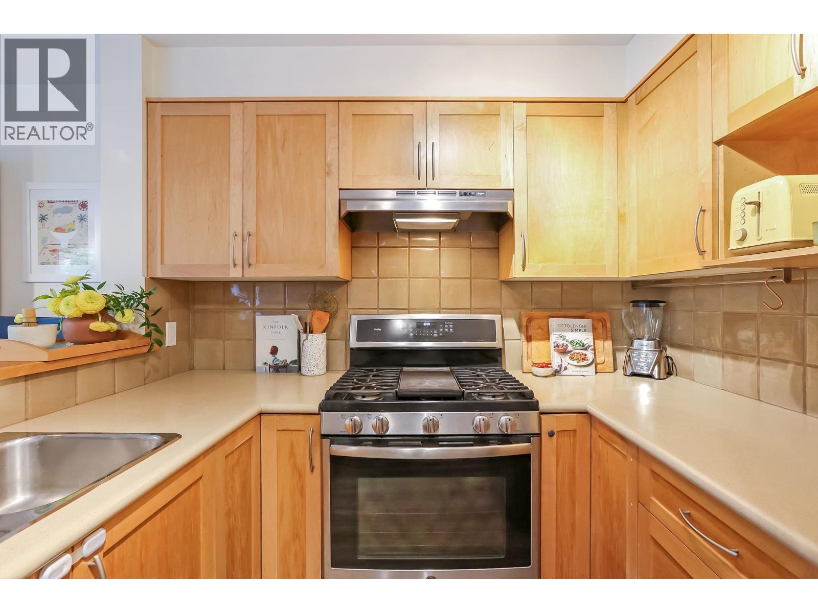 202 1858 W 5th Avenue, Vancouver, British Columbia  V6J 1P3 - Photo 10 - R3123980