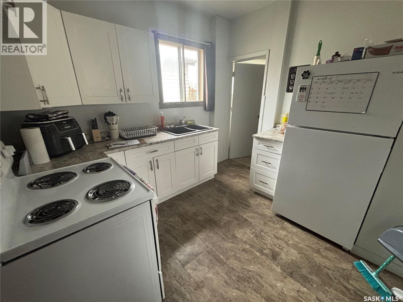 112 Stovel Avenue E, Melfort, Saskatchewan  S0E 1A0 - Photo 12 - SK036156