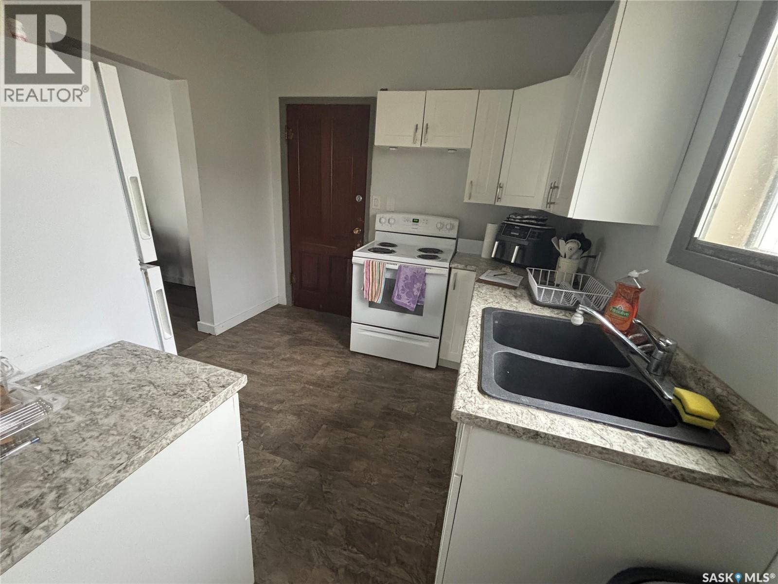 112 Stovel Avenue E, Melfort, Saskatchewan  S0E 1A0 - Photo 13 - SK036156