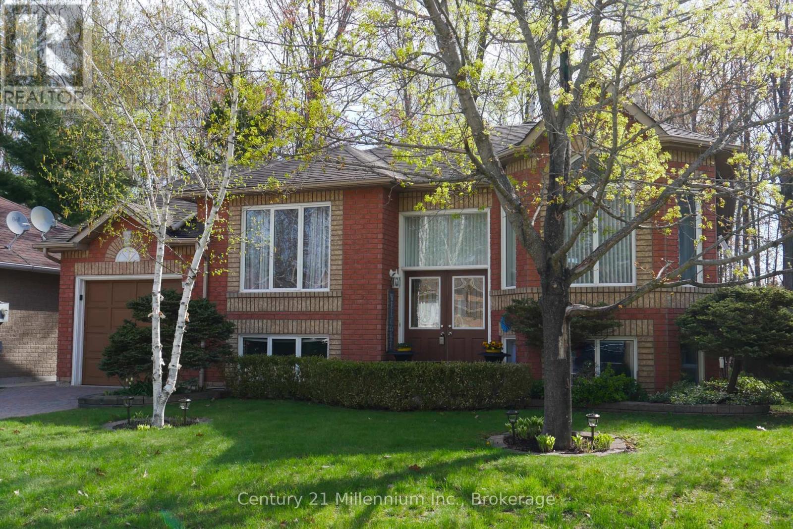 15 Brillinger Drive, Wasaga Beach, Ontario  L9Z 1L4 - Photo 3 - S13097462