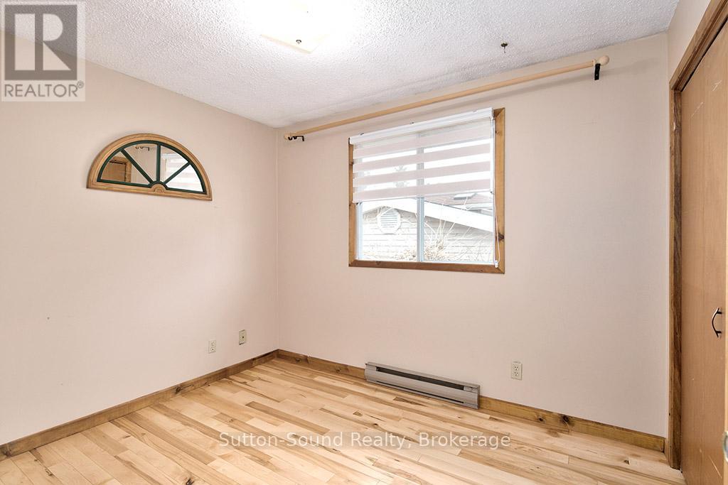 210 5th A Avenue W, Owen Sound, Ontario  N4K 6G8 - Photo 19 - X13122276