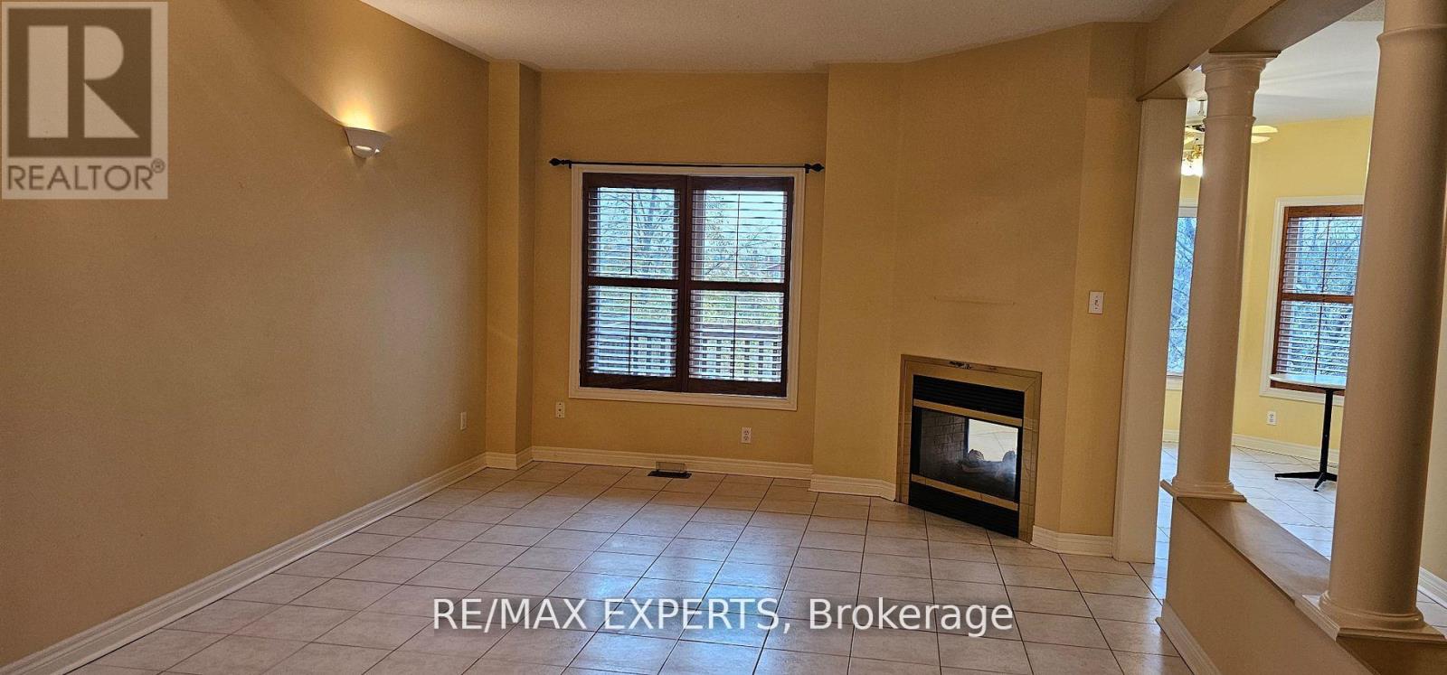 Main Floor - 221 Matthew Drive, Vaughan, Ontario  L4L 9B1 - Photo 4 - N13135514