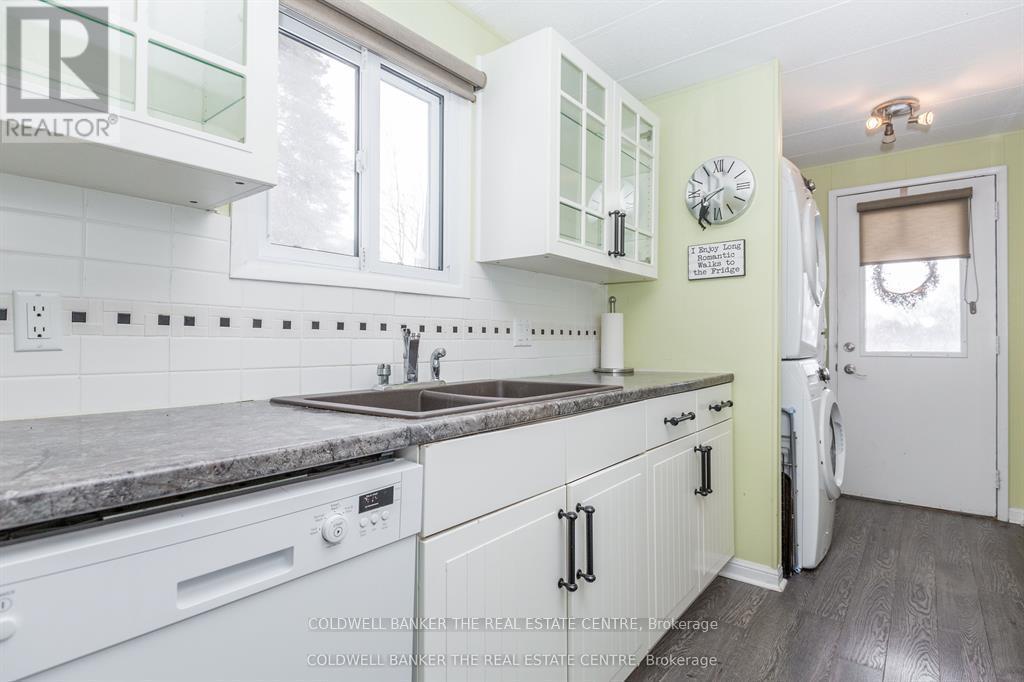 29 Main Street, Innisfil, Ontario  L9S 1L9 - Photo 14 - N13135652