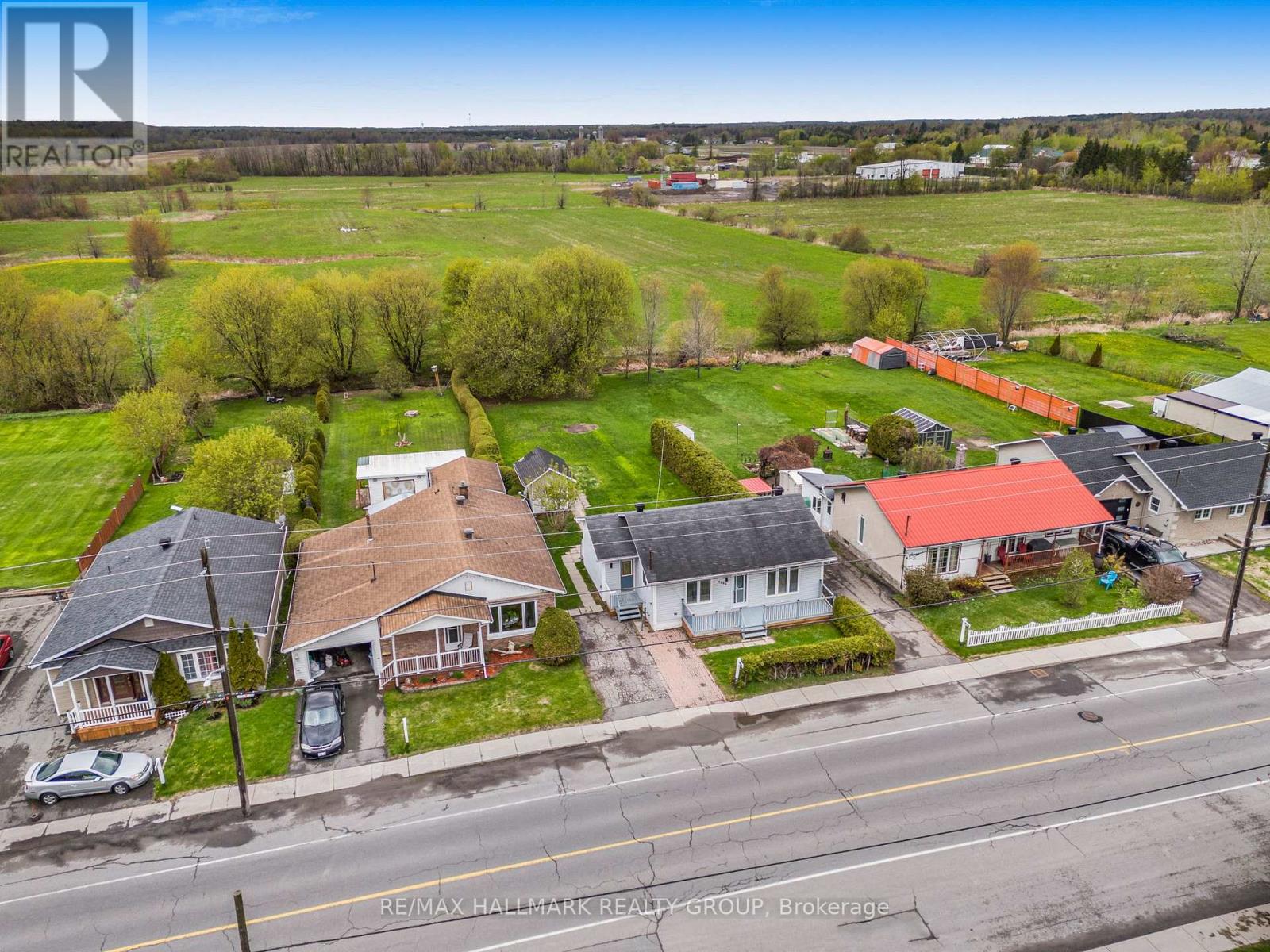 3900 Champlain Road, Clarence-Rockland, Ontario  K0A 1E0 - Photo 2 - X13077652