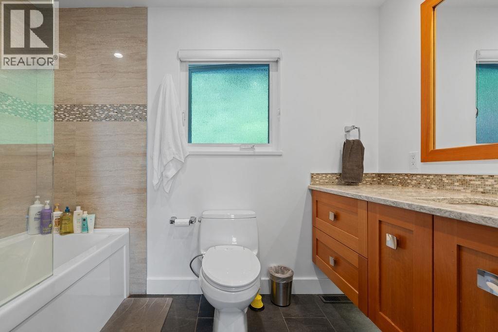 707 E Braemar Road, North Vancouver, British Columbia  V7N 4G1 - Photo 13 - R3119998