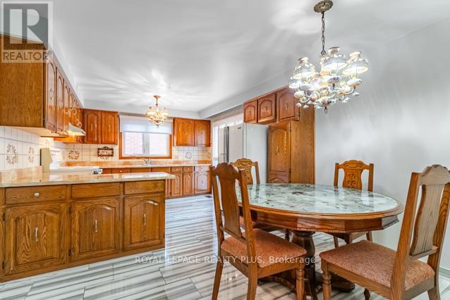 1400 Bough Beeches Boulevard, Mississauga, Ontario  L4W 3B5 - Photo 14 - W13135620
