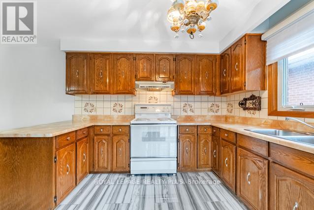 1400 Bough Beeches Boulevard, Mississauga, Ontario  L4W 3B5 - Photo 16 - W13135620