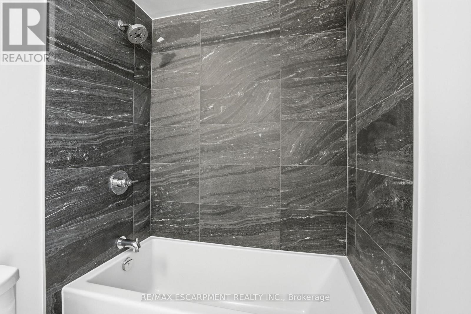1002 - 2075 Lakeshore Road, Burlington, Ontario  L7R 0H3 - Photo 18 - W13135634