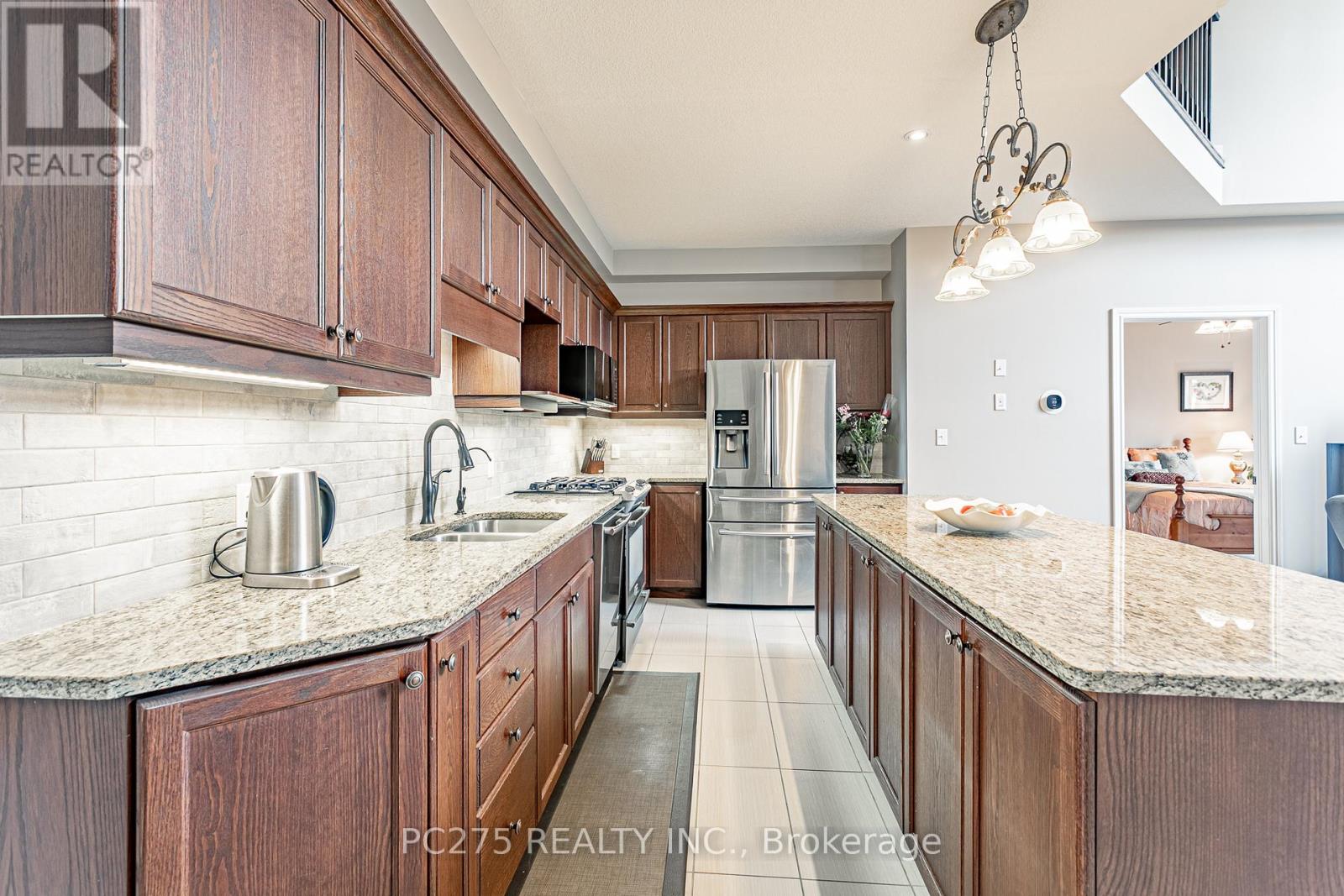 832 Normandy Drive, Woodstock, Ontario L4T 0E6 - Photo 6 - X13135822