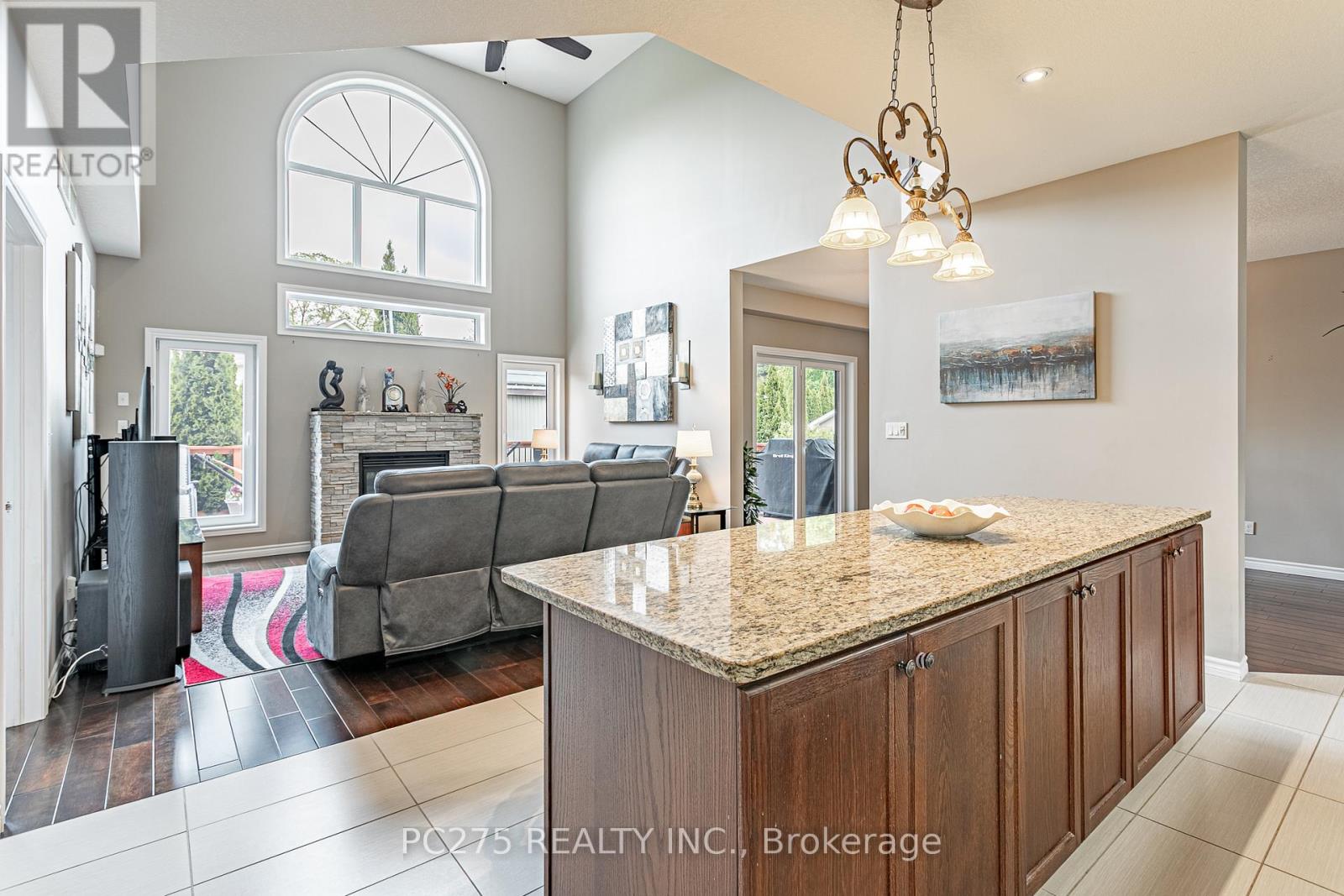 832 Normandy Drive, Woodstock, Ontario L4T 0E6 - Photo 7 - X13135822