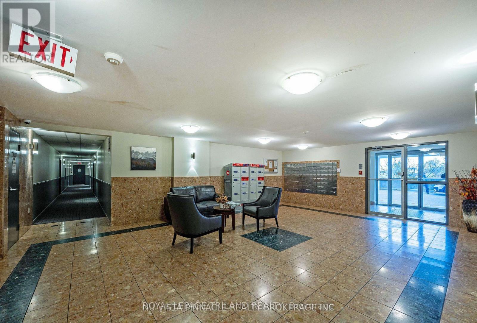 408 - 30 Chapman Court, London North, Ontario  N6G 4Y4 - Photo 4 - X13135872