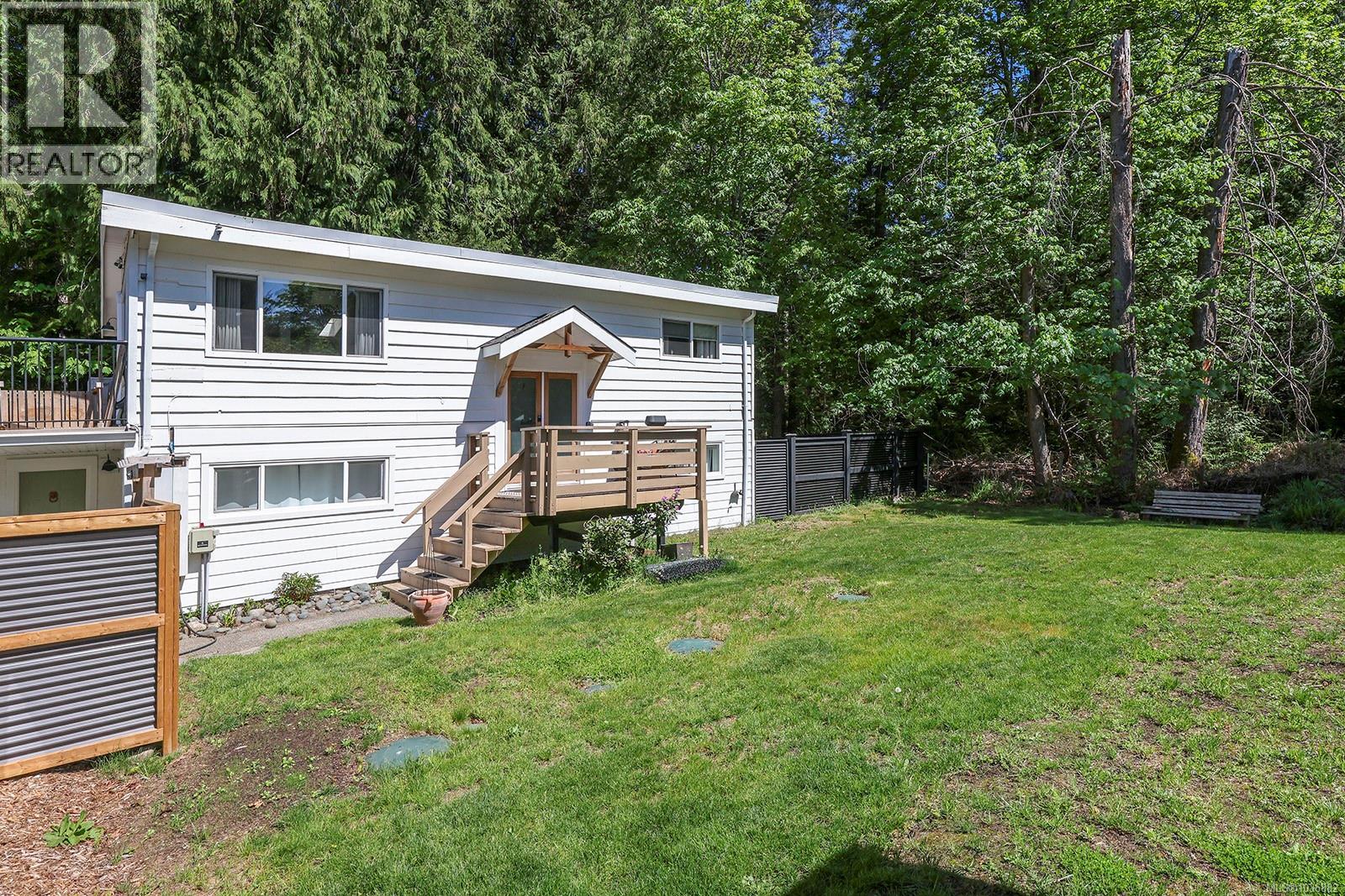 4705/4707 Gail Cres, Courtenay, British Columbia  V9N 5Y3 - Photo 27 - 1036882