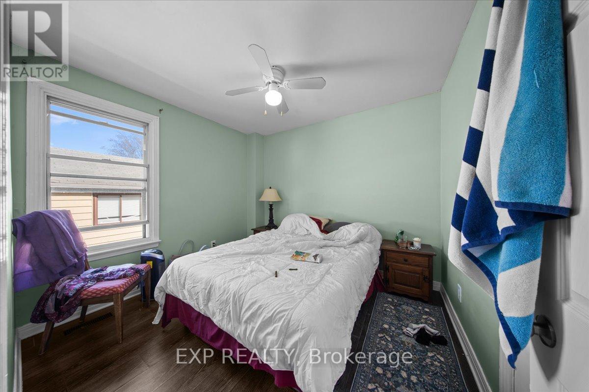 208 Montfort Street, Ottawa, Ontario  K1L 5P4 - Photo 10 - X13135748