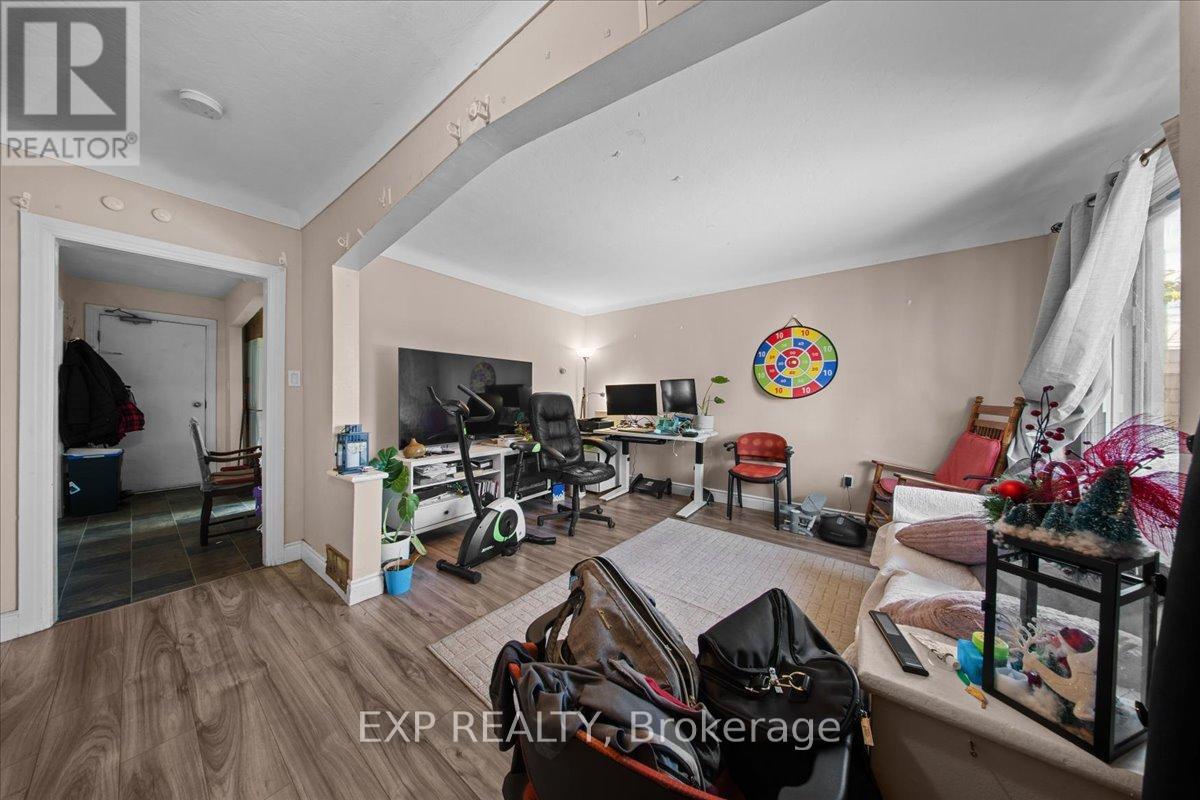 208 Montfort Street, Ottawa, Ontario  K1L 5P4 - Photo 14 - X13135748