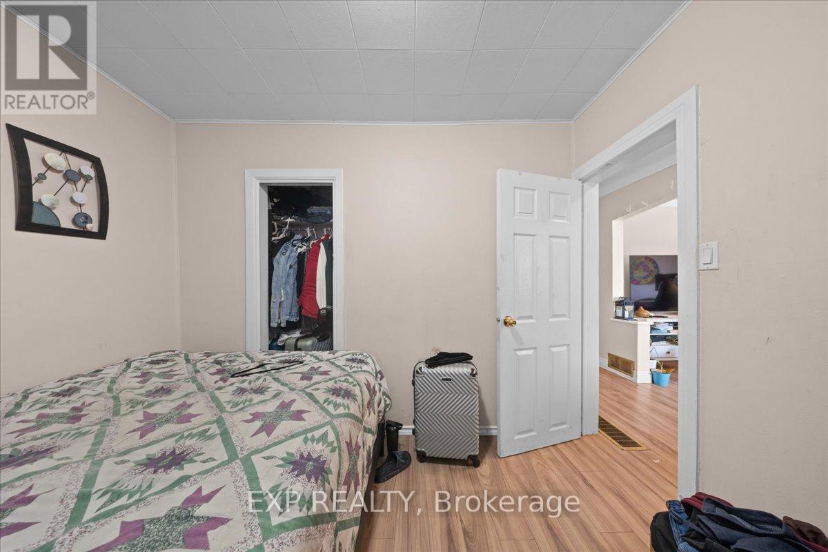 208 Montfort Street, Ottawa, Ontario  K1L 5P4 - Photo 18 - X13135748