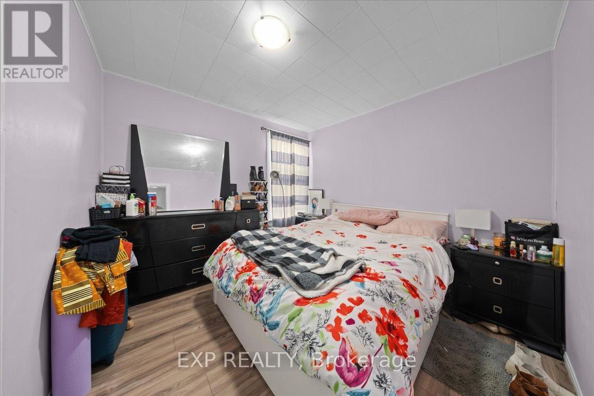 208 Montfort Street, Ottawa, Ontario  K1L 5P4 - Photo 19 - X13135748
