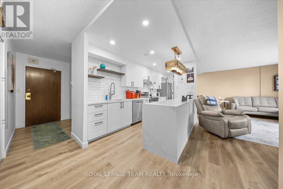 204 - 1025 Richmond Road, Ottawa, Ontario  K2B 8G8 - Photo 4 - X13135796