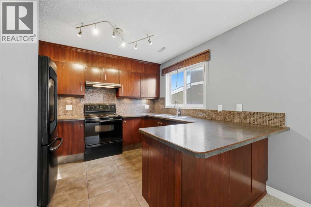 63, 3015 51 Street SW, Calgary, Alberta  T3E 6N5 - Photo 6 - A2311537