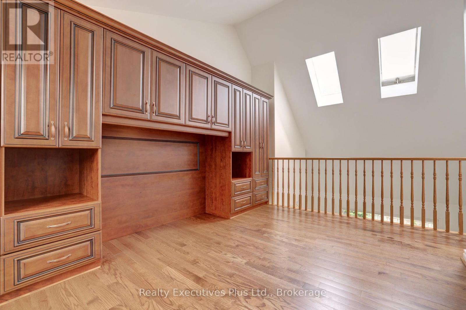 463 Blathwayte Lane, Burlington, Ontario  L7S 1Y4 - Photo 23 - W13135770