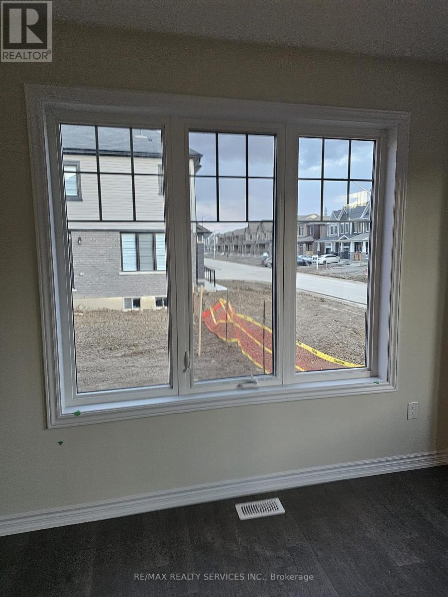 72 Concord Drive, Thorold, Ontario  L2V 0K8 - Photo 9 - X13135526