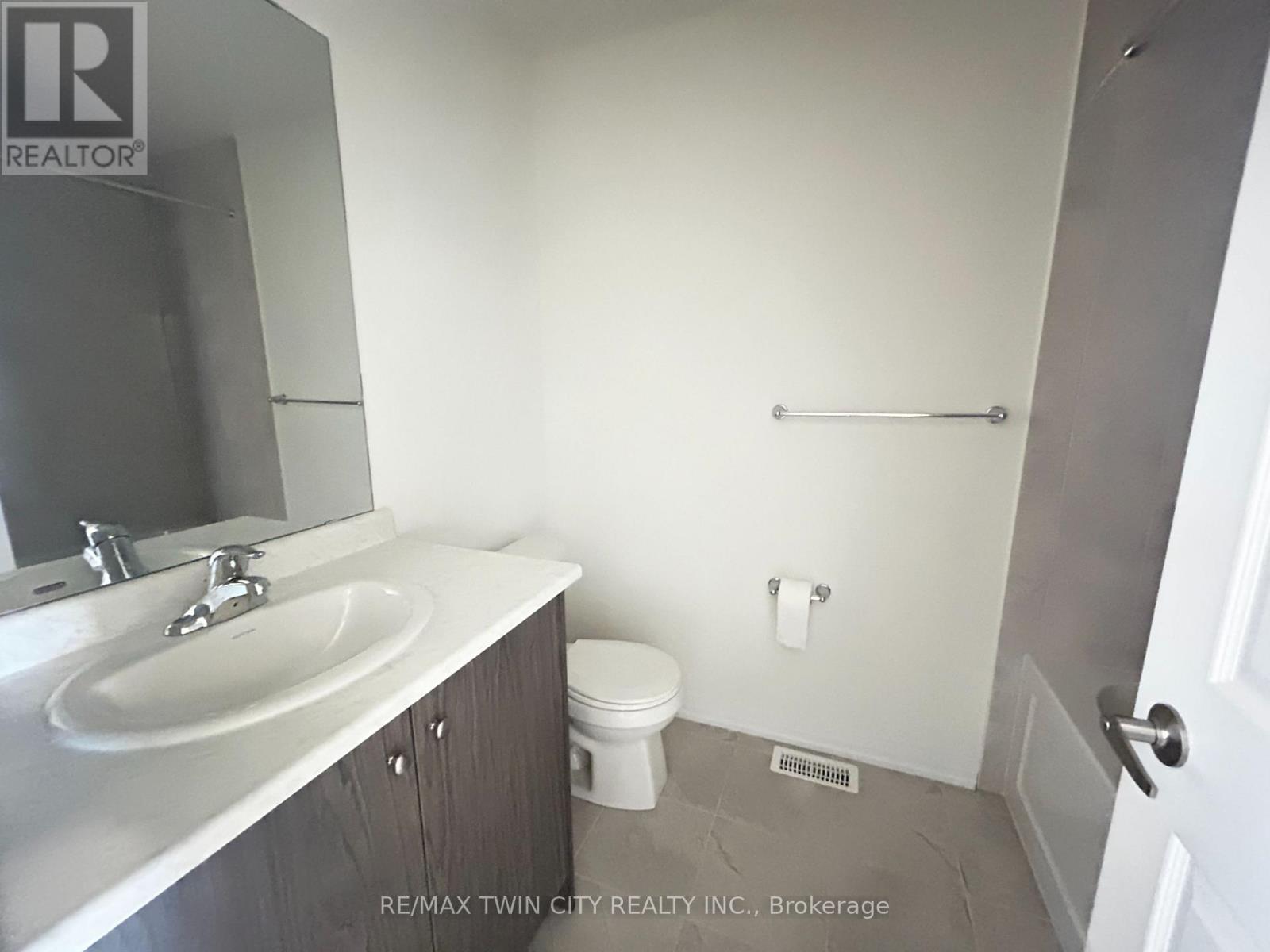 395 Starlight Avenue, Woolwich, Ontario  N0B 1M0 - Photo 12 - X13135624