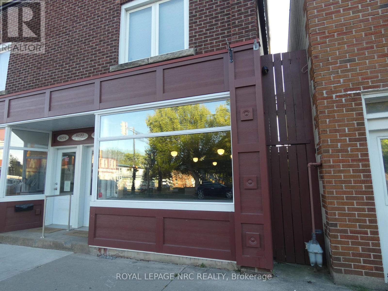 8190-94 Cummington Square W, Niagara Falls, Ontario  L2G 6V9 - Photo 1 - X13135878