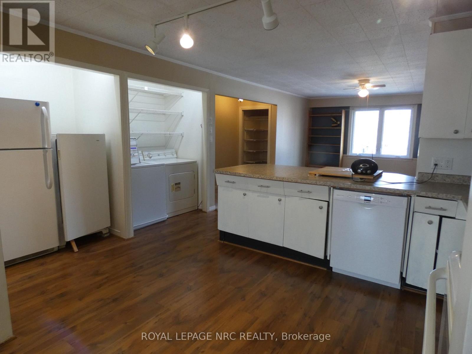 8190-94 Cummington Square W, Niagara Falls, Ontario  L2G 6V9 - Photo 11 - X13135878
