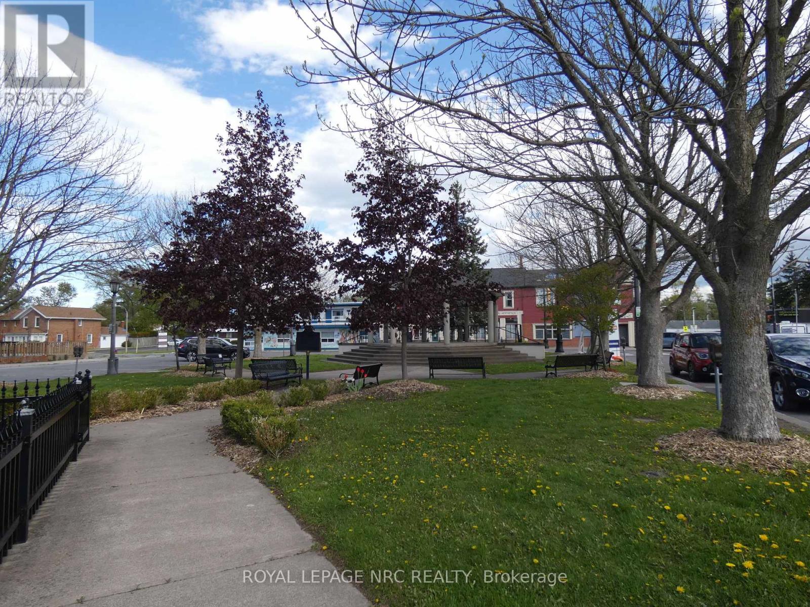 8190-94 Cummington Square W, Niagara Falls, Ontario  L2G 6V9 - Photo 4 - X13135878