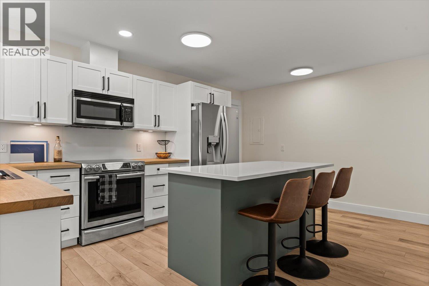 3350 Woodsdale Road Unit# 205, Lake Country, British Columbia  V4V 2R7 - Photo 8 - 10387756